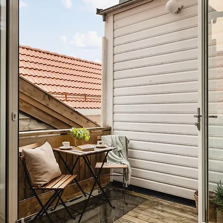 Spacious! 2024 Renovated! 4 Bedrooms! Appartement *